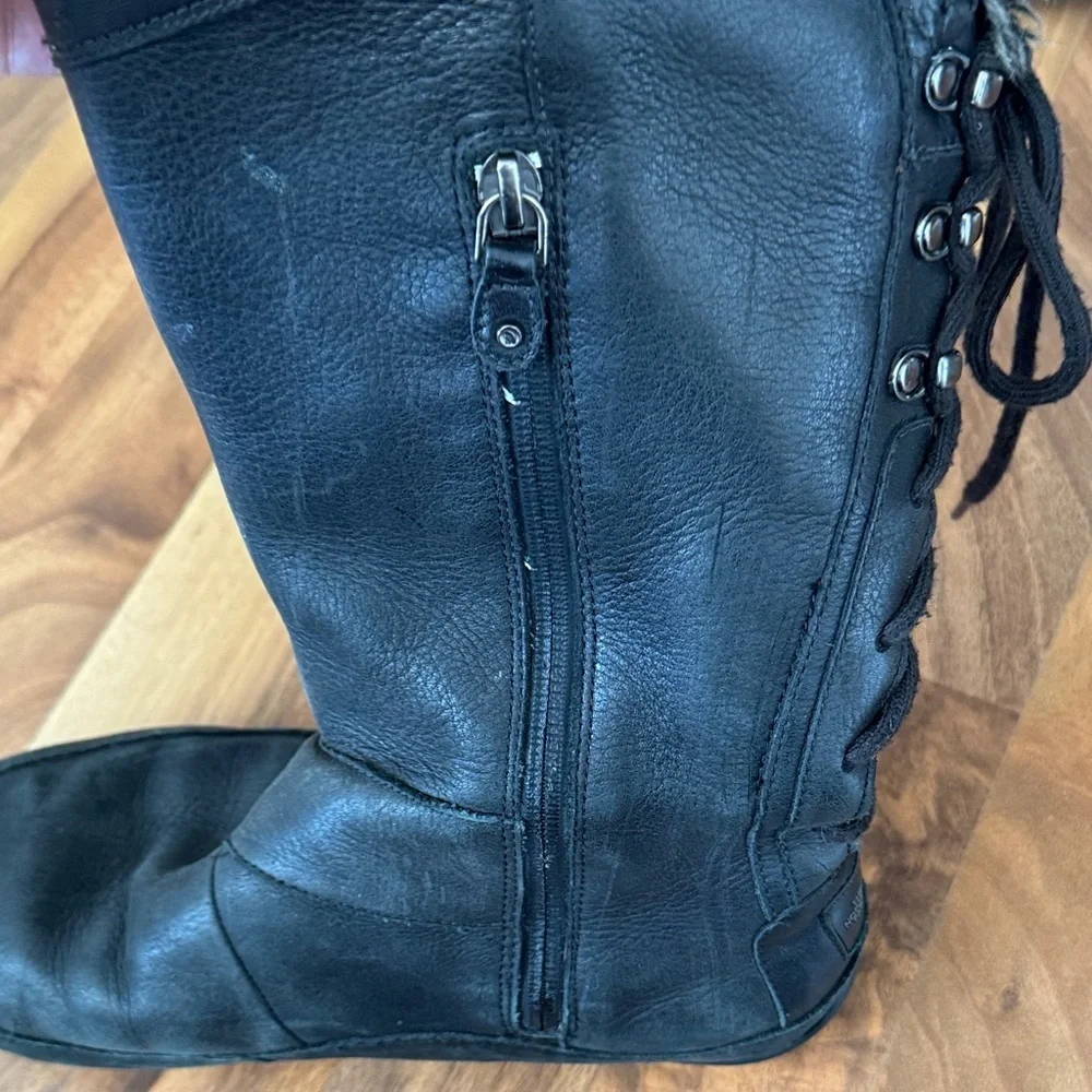 The North Face Janey ll snow Boots size US 9